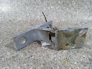 петля двери Audi A6 4A/C4 (1994 - 1997), 4A0881401A