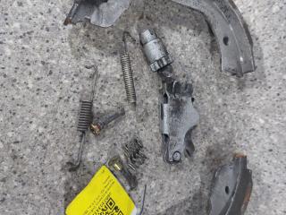 механизм стояночного тормоза (ручника) Volkswagen Touareg 1 поколение (2002 - 2007), 2.5 л., TDi, дизель, полный привод