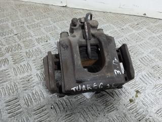 суппорт задний правый Volkswagen Touareg 1 поколение (2002 - 2007), 2.5 л., TDi, дизель, полный привод, 7L6967