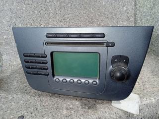 магнитола SEAT Altea 1 поколение (2004 - 2009), 1.4 л., TSI, бензин, МКПП, 5P1035186B, 7646636366