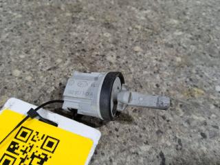 датчик температуры Volkswagen Touareg 1 поколение (2002 - 2007), 1K0907543A