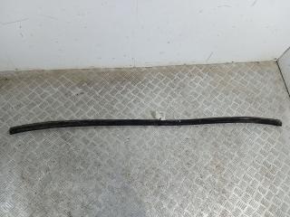 уплотнитель подкапотного пространства Volkswagen Touareg 1 поколение (2002 - 2007), 2.5 л., TDi, дизель, полный привод