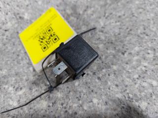 реле (прочие) Mercedes-Benz S-Класс W220 (1998 - 2002), A0025421319, V23134B52X336