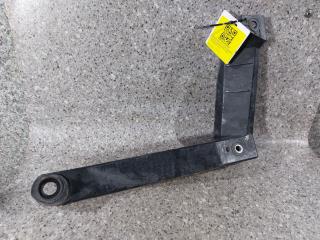 Крепление бампера заднего Volkswagen Touareg 1 поколение (2002 - 2007), 7L6807862