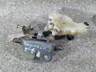 замок багажника Subaru Impreza 2 поколение (GD/GG) [рестайлинг] (2002 - 2005), 2.0 л., i, бензин, универсал, полный привод, 63100FE000