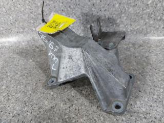 кронштейн КПП Audi A6 4B/C5 (1997 - 2001), 2.8 л., ACK, бензин, АКПП, полный привод, 4A0399413D