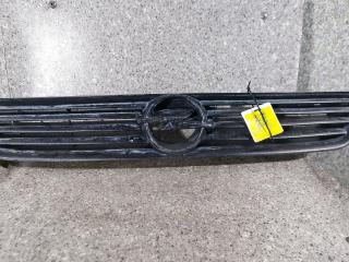 решетка радиатора Opel Astra G 2000, 90588120