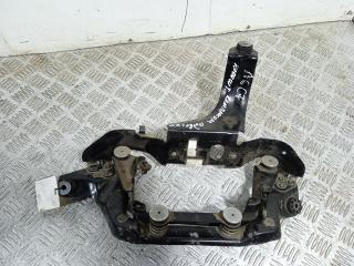 кронштейн насоса пневмоподвески Audi A6 Allroad Quattro C7 (2012 - 2014), 3.0 л., TDi, CLAA, дизель, АКПП, полный привод