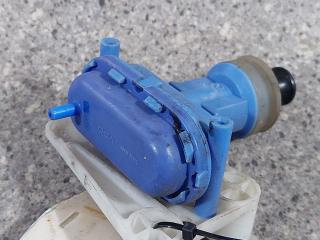 активатор (привод) замка двери Audi 100 С3 [рестайлинг] (1988 - 1990), 443862123