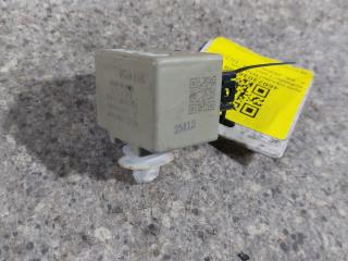 реле (прочие) Mitsubishi Outlander 2 поколение [рестайлинг] (2009 - 2012), 2.2 л., DiD, дизель, полный привод, 8624A001, 061800-1100