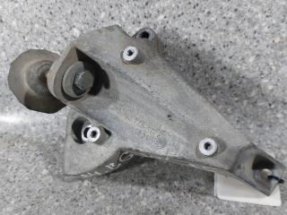 кронштейн КПП Audi A4 B6 (2000 - 2006), 3.0 л., i, ASN, бензин, АКПП, полный привод, 8D0399113AT