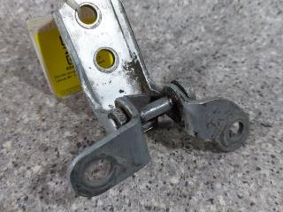 петля двери Lexus RX 2 поколение (2003 - 2006)