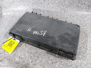 крышка блока предохранителей Opel Astra H (2004 - 2007), хетчбэк 5 дв., 13125865, 743382-00