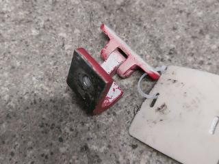 петля крышки багажника Volkswagen Golf 3 поколение (1991 - 2000), хетчбэк 5 дв.