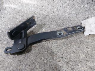 петля крышки багажника Honda FR-V 1 поколение (2004 - 2009)