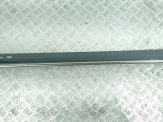 молдинг двери передней правой Mercedes-Benz E-Класс W210/S210 (1995 - 1999)