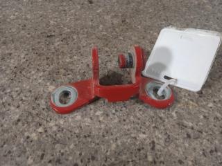 петля двери Skoda Fabia 1 поколение (6Y) (1999 - 2004)