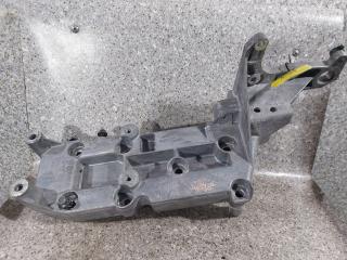 кронштейн генератора Volvo S60 1 поколение [рестайлинг] (2004 - 2009), 2.4 л., D5, D 5244 T, дизель, 30757068