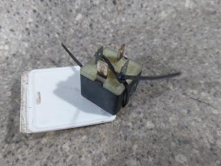 реле (прочие) Audi A6 4A/C4 (1994 - 1997), 2.6 л., i, ABC, бензин, МКПП, полный привод, 431951253H