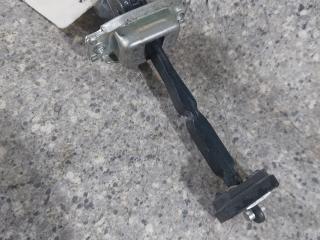 ограничитель открывания двери Honda FR-V 1 поколение (2004 - 2009)