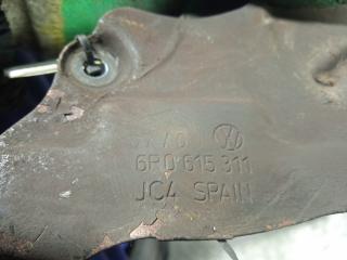 защитный кожух тормозного механизма Skoda Fabia 1 поколение (6Y) (1999 - 2004), 1.2 л., i, бензин, хетчбэк 5 дв., 6R0615311