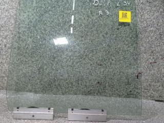 стекло двери задней правой BMW 5 серия E34 (1987 - 1996)