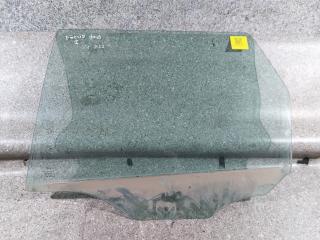 стекло двери задней левой Ford Focus 1 поколение 2000, универсал