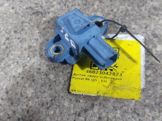 датчик удара Volkswagen Passat B6 (2005 - 2010), 1K0955557A