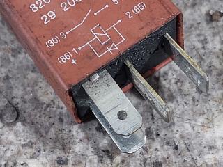 реле (прочие) Renault Laguna 2 поколение (2001 - 2005), 1.9 л., DCi, F9Q 750, дизель, 6МКПП, 8200263342, 29200041