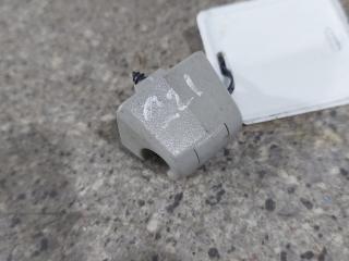 Крепление (крючок) солнцезащитного козырька Mercedes-Benz S-Класс W221 (2005 - 2009)