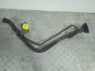 горловина топливного бака Nissan Almera Tino V10 [рестайлинг] (2003 - 2006), 2.2 л., DCi