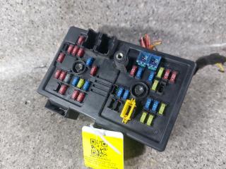 блок предохранителей Chevrolet Captiva 1 поколение (2006 - 2011), 2.0 л., VCDi, Z 20 S1, дизель, МКПП, полный привод, 96821082