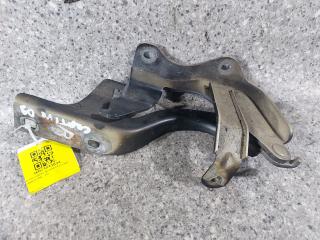 петля капота правая Chevrolet Captiva 1 поколение (2006 - 2011)