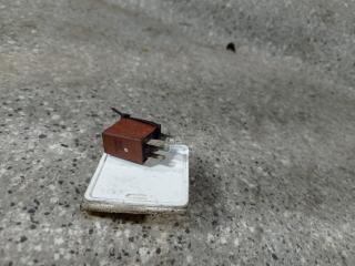 реле (прочие) Renault Logan 1 поколение (2004 - 2009), 1.6 л., i, K7M 710, бензин, МКПП, 8200263342, 29200041