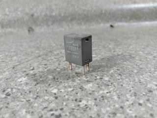 реле (прочие) Opel Sintra 1 поколение (1996 - 1999), 2.2 л., i, X 22 XE, бензин, МКПП, 12088567