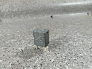 реле (прочие) Opel Sintra 1 поколение (1996 - 1999), 2.2 л., i, X 22 XE, бензин, МКПП, 12088567