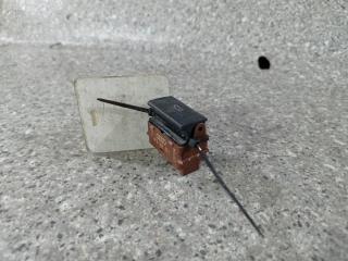 кнопка открытия багажника Audi A6 4F/C6 (2004 - 2008), 4F0959831