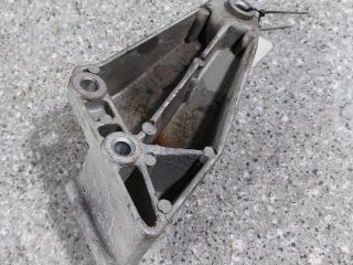 кронштейн генератора Chevrolet Lacetti 1 поколение (2004 - 2013), 1.6 л., i, F16D3, бензин, МКПП