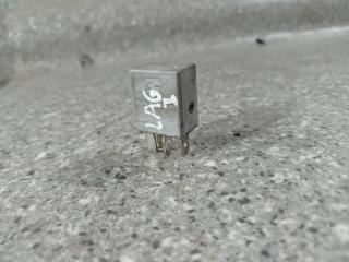 реле (прочие) Renault Laguna 1 поколение [рестайлинг] (1998 - 2001), 1.9 л., DCi, F9Q 732, дизель, МКПП, 0332207304