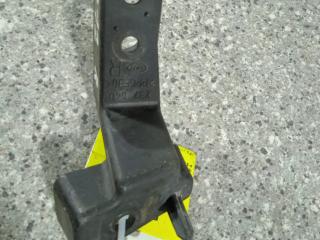 крепление фары правой Nissan Primera P12 (2001 - 2008), 237640