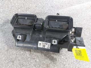 дефлектор обдува салона Volkswagen Phaeton 1 поколение (2002 - 2008), 3D0959311, 063700-8690, 3D1819509B