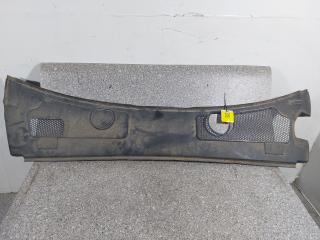 планка под капот Audi A6 4F/C6 (2004 - 2008), 4F1819447