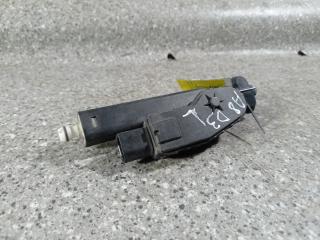 форсунка омывателя фары левая Audi A8 D3/4E (2002 - 2005), 4E0955965A