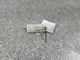 крепление ( кронштейн ) крыла Hyundai Santa Fe 1 поколение (SM) (2000 - 2004)