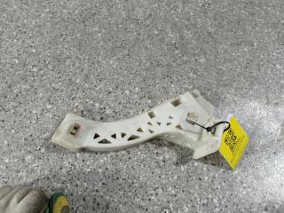 Крепление бампера переднего Mazda 3 BK [рестайлинг] (2006 - 2008), BN8V500U1