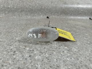 повторитель поворота на крыле правый Mazda 3 BK (2003 - 2005)