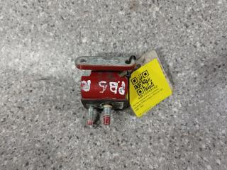 петля крышки багажника Volkswagen Passat B5 (1996 - 2001), универсал