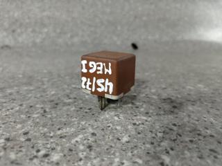 реле (прочие) Renault Megane 1 поколение [рестайлинг] (1999 - 2003), 1.6 л., i, K4M 700, бензин, МКПП, 7700810929