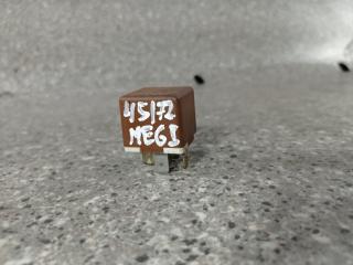 реле (прочие) Renault Megane 1 поколение [рестайлинг] (1999 - 2003), 1.6 л., i, K4M 700, бензин, МКПП, 7700810929