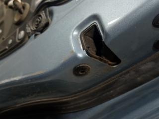 замок двери передней правой Volkswagen Passat B6 (2005 - 2010)